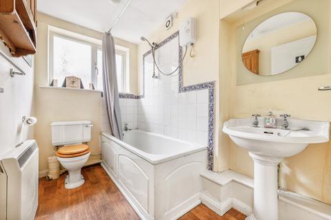 19 Wilmot Place, London, W7 3TZ