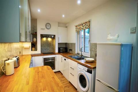 2 bedroom semi-detached house to rent, Vicarage Cottages, Church Road, North Mundham, Chichester, PO20