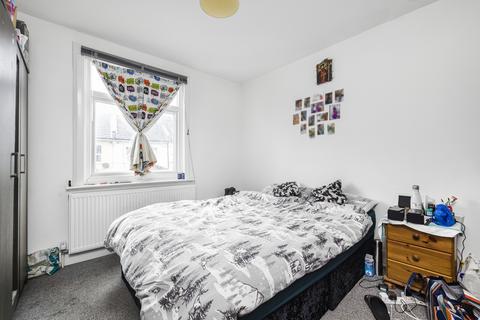 154 Oval Road, Croydon, CR0 6BN