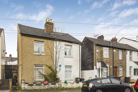 154 Oval Road, Croydon, CR0 6BN