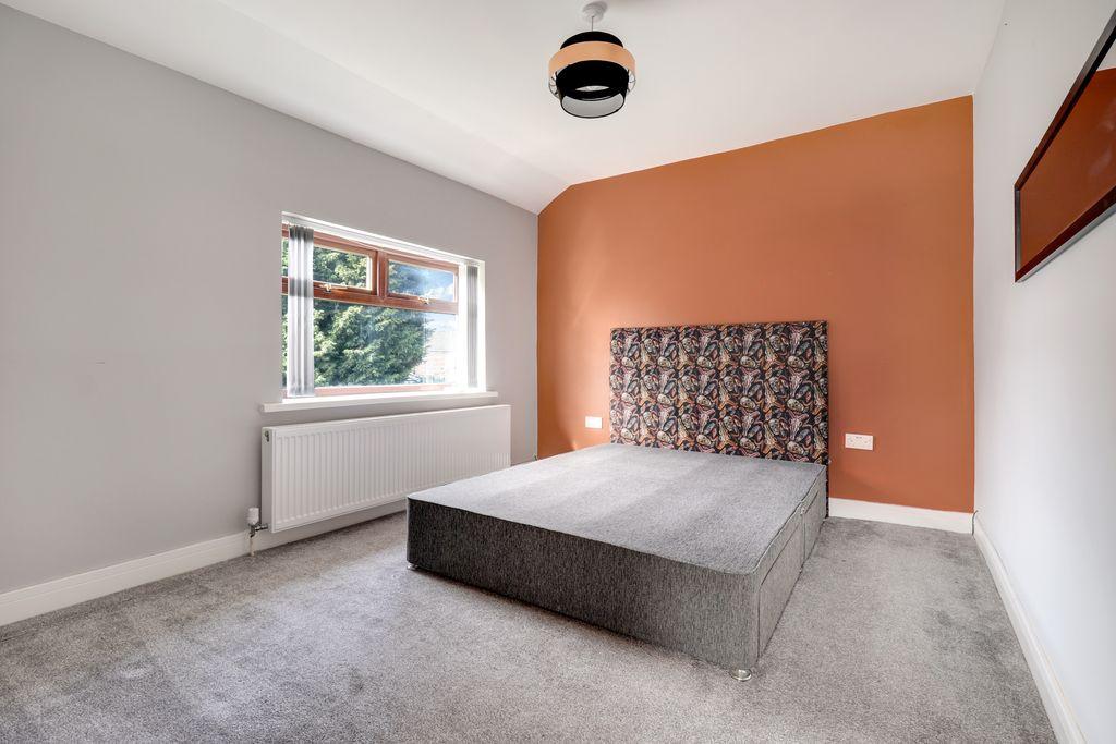 Bedroom 1 (Double)