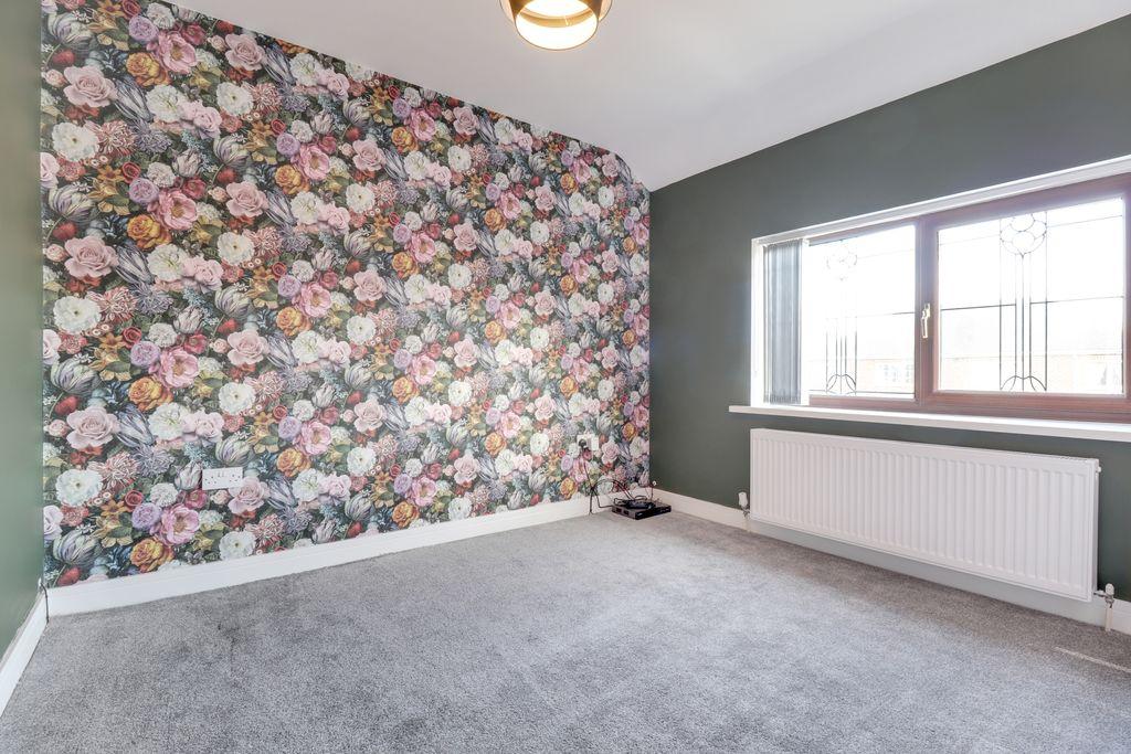 Bedroom 2 (Double)