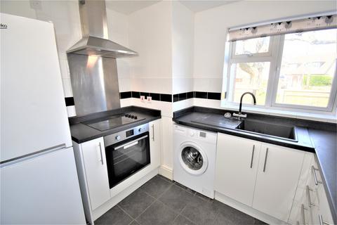 3 bedroom end of terrace house to rent - 1 Trenchard Road, Holyport