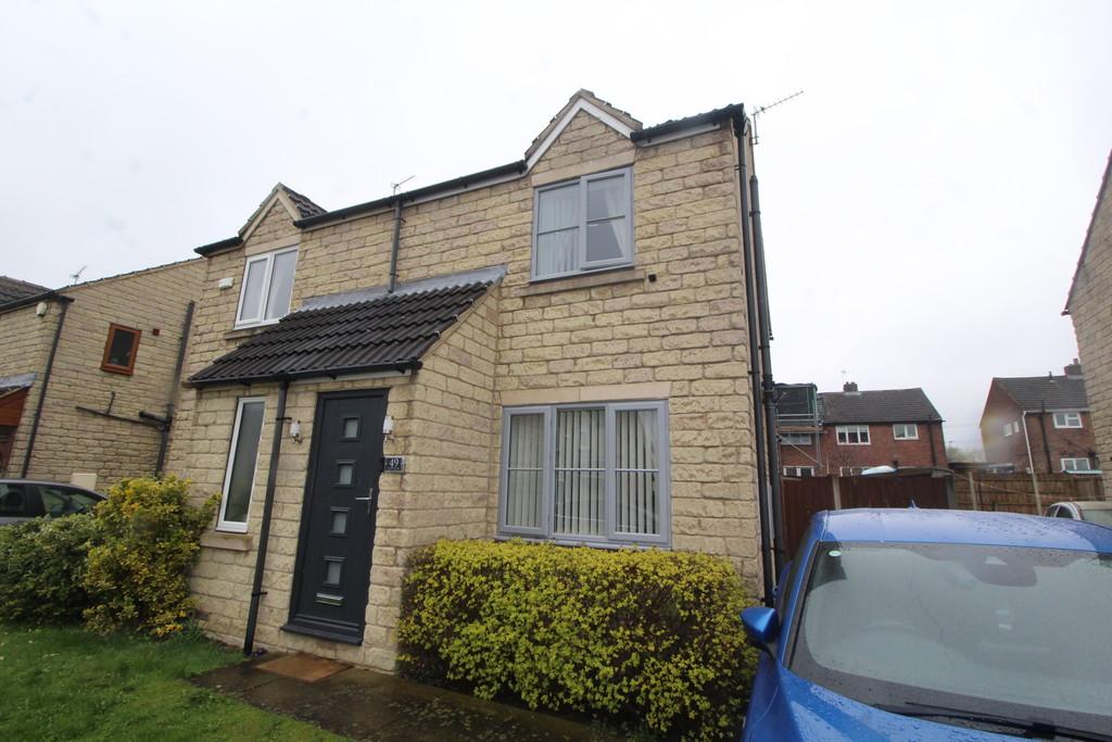 Beverley Close, Normanton 2 bed semidetached house £825 pcm (£190 pw)