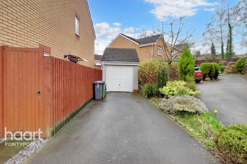 4 bedroom detached house for sale, Churchwood, Pontypool