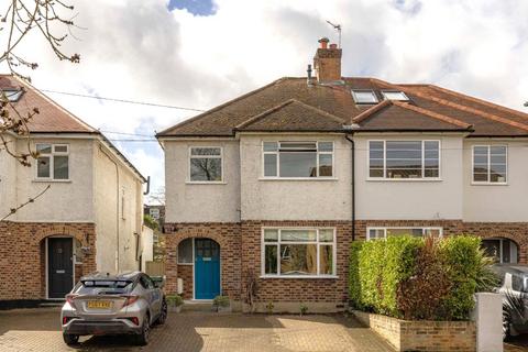 29 Queens Road, Twickenham, TW1 4EZ