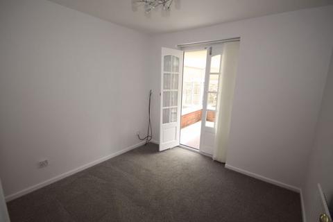27 Bishopthorpe Road, Cleethorpes, DN35 0TA