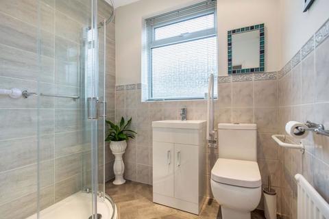 107 Longmead Drive, Sidcup, DA14 4NY