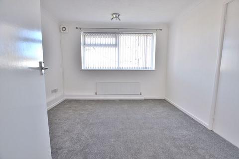 1 bedroom apartment to rent - Upper Park Road, Bromley