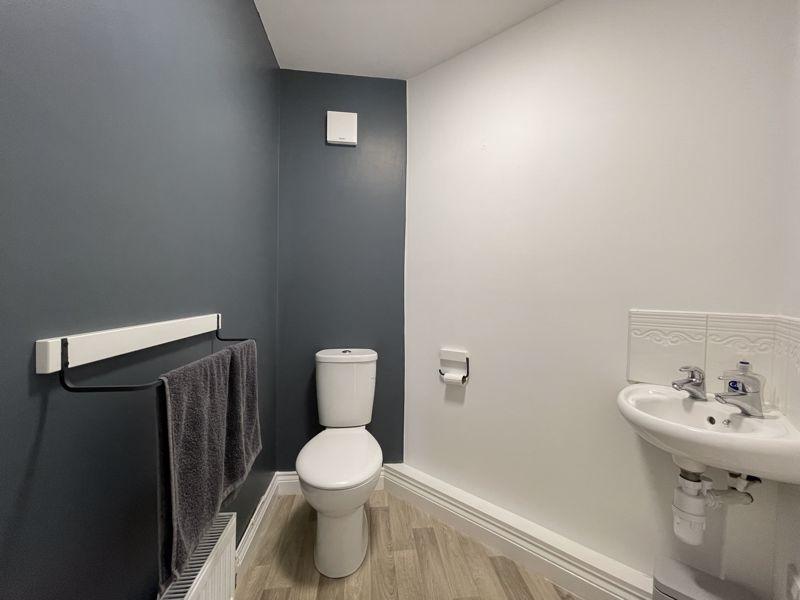 Cloakroom / WC