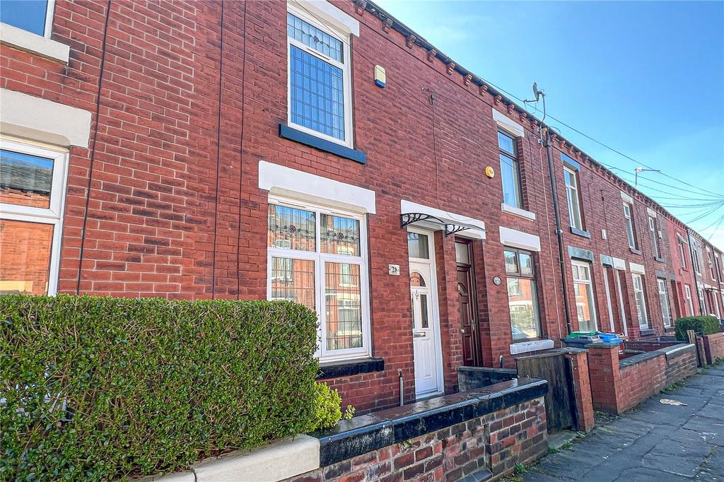Crosby Road, Newton Heath, Manchester, M40 2 bed terraced house for
