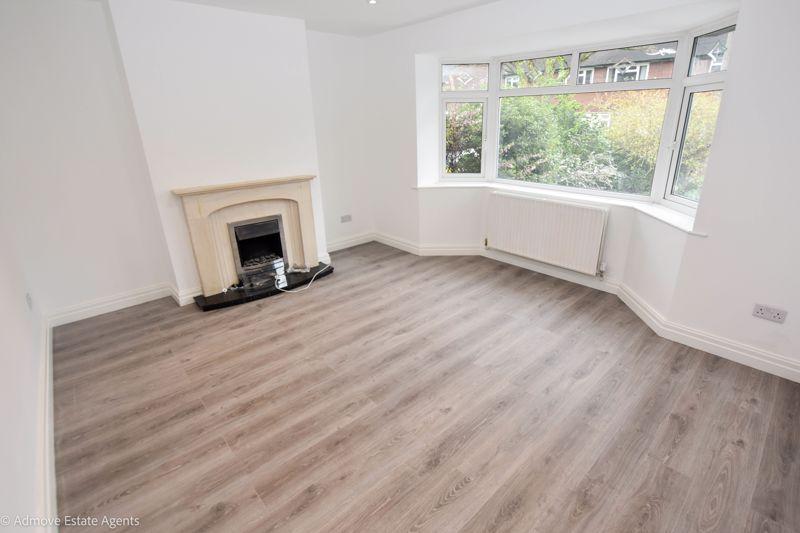 Old Meadow Lane, Hale, Altrincham, WA15 3 bed semidetached house £