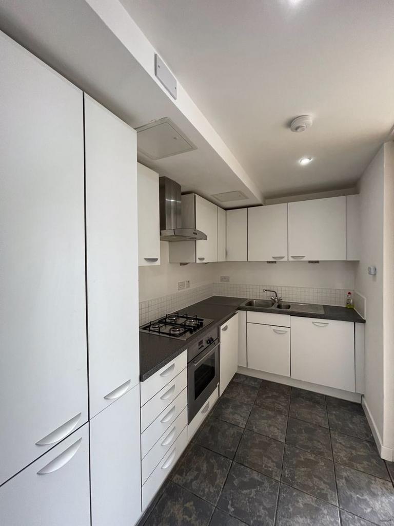 Maxwell Street, Glasgow 2 bed apartment £1,250 pcm (£288 pw)