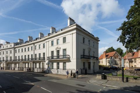 2 bedroom apartment for sale, St. Leonards Place, York, North Yorkshire, YO1