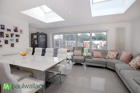 Northside Barrow Lane, Cheshunt, Waltham Cross, EN7 5LN