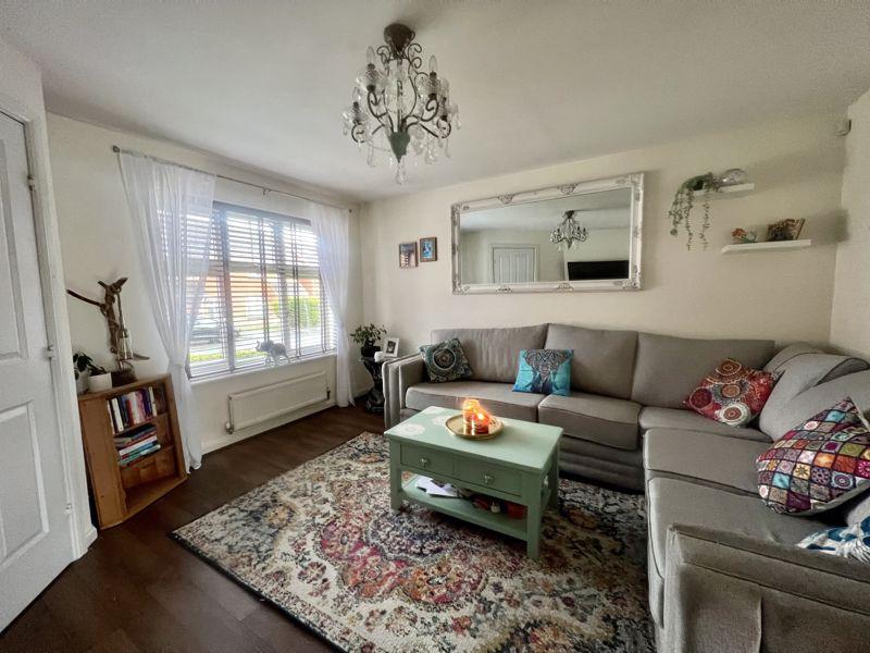 Caesar Way, St Peters Park, Wallsend 3 bed semidetached house £185,000