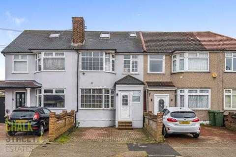 106 Hubert Road, Rainham, RM13 8AH