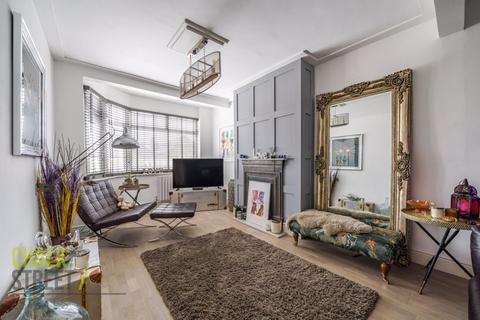 106 Hubert Road, Rainham, RM13 8AH