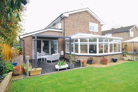 3 bedroom detached house for sale, Painswick Road, Gloucester