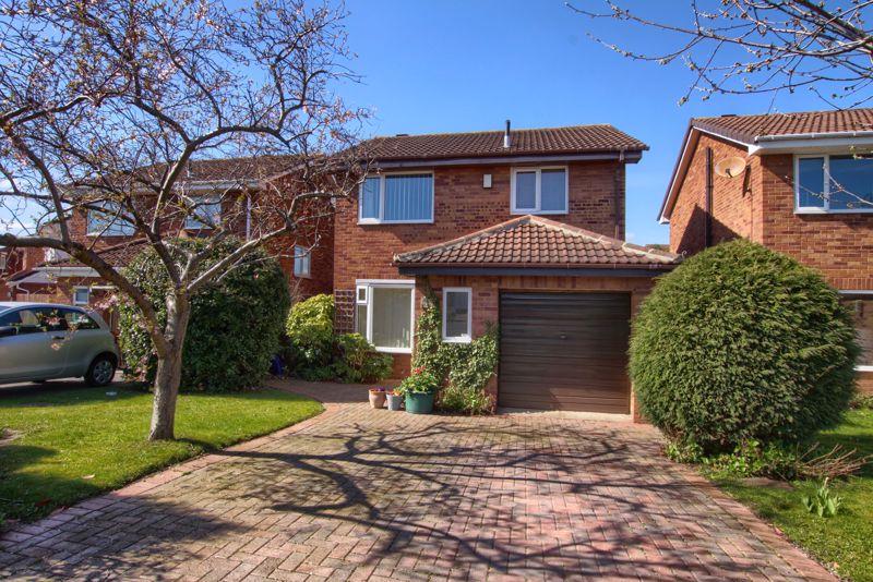 Hollybush Avenue, Ingleby Barwick 3 bed detached house for sale £199,995