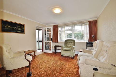 37 Feilden Close, Ducklington, Witney, OX29 7XF