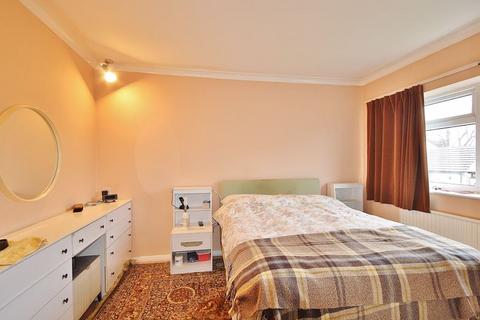 37 Feilden Close, Ducklington, Witney, OX29 7XF
