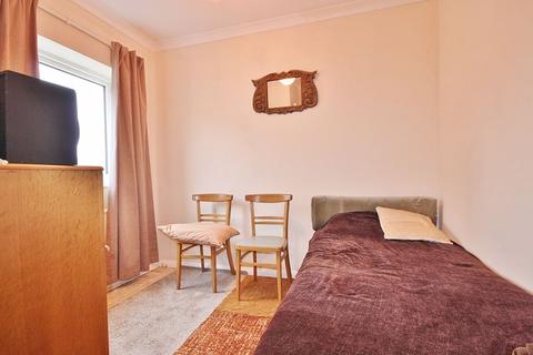 37 Feilden Close, Ducklington, Witney, OX29 7XF