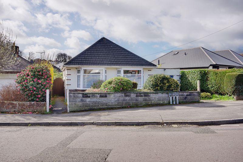 Forest View Road, Bournemouth 3 bed bungalow for sale £375,000