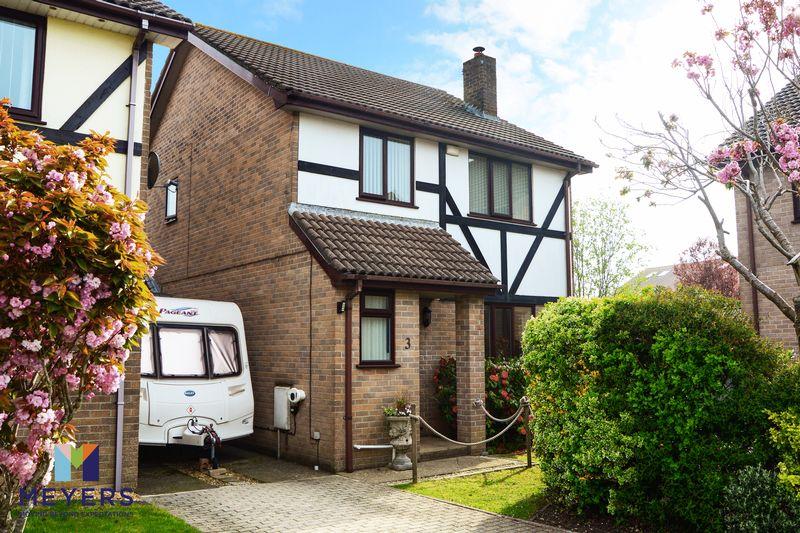 Sandford Road, Wareham, BH20. 4 bed detached house £535,000