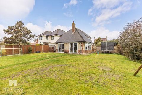 3 bedroom detached house for sale, Durrington Place, Boscombe East, Bournemouth, BH7