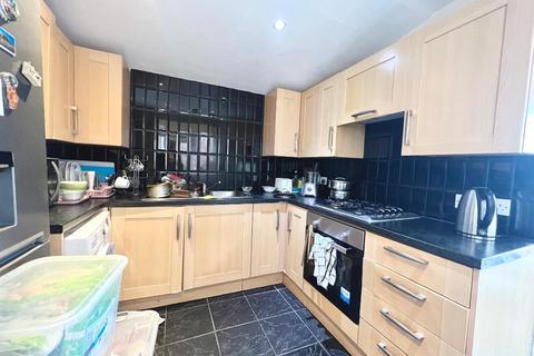 undefined, Arthur Street, South Luton, Luton, Bedfordshire, LU1 3SF