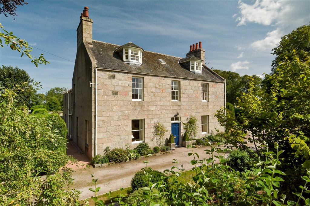 Glenecht, Echt, Westhill, Aberdeenshire, AB32 5 bed detached house for
