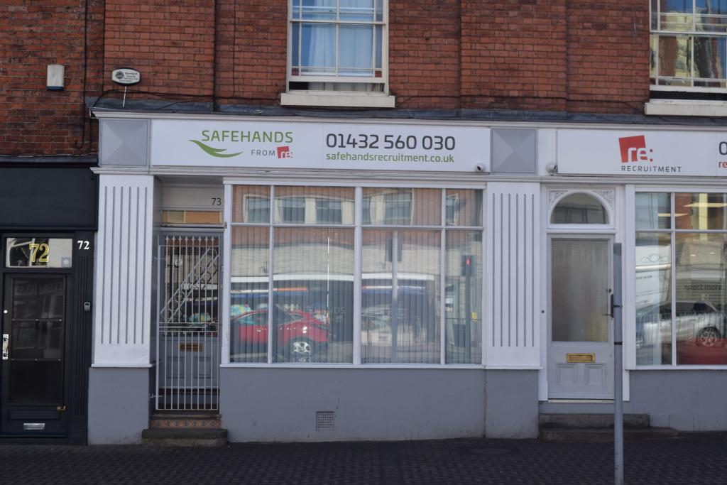 73 Commercial Road, Hereford... Shop £750 pcm (£173 pw)