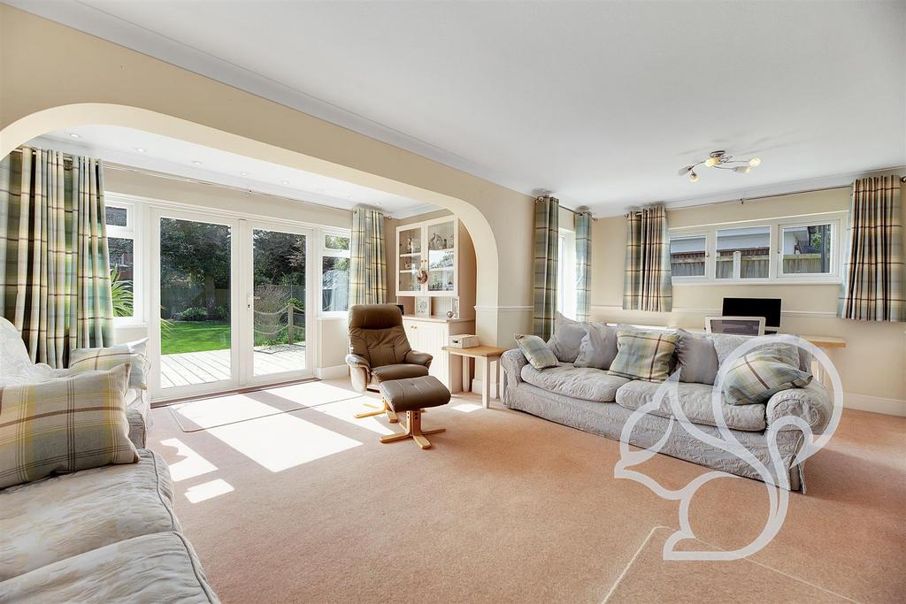 East Road, West Mersea Colchester CO5 4 bed detached house for sale £