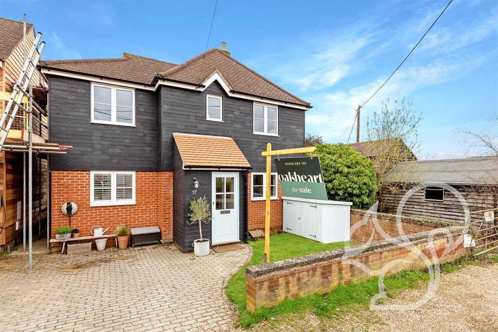 City Road, Colchester CO5 3 bed detached house for sale £500,000