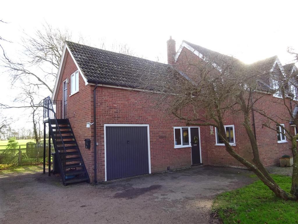 Ashfield Cum Thorpe, Nr Framlingham, Suffolk 1 bed apartment £575 pcm