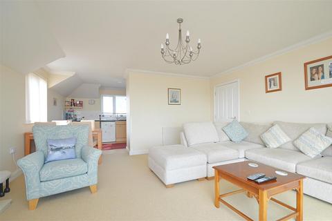 2 bedroom property for sale, STUNNING SEA VIEWS * SHANKLIN