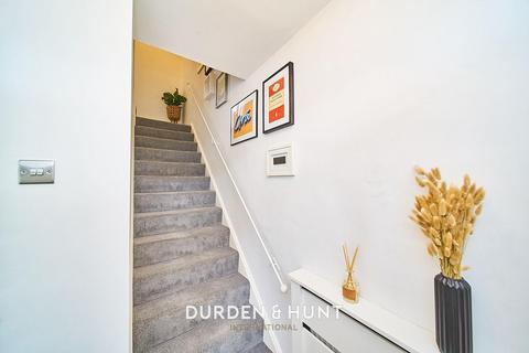 50 Deepdene Road, Loughton, IG10 3PP
