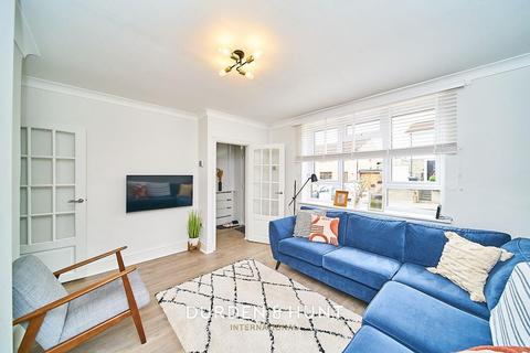 50 Deepdene Road, Loughton, IG10 3PP
