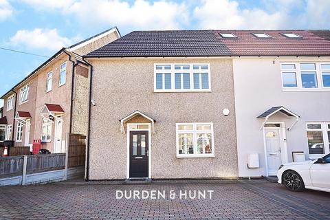 4a Arrowsmith Path, Chigwell, IG7 4PW