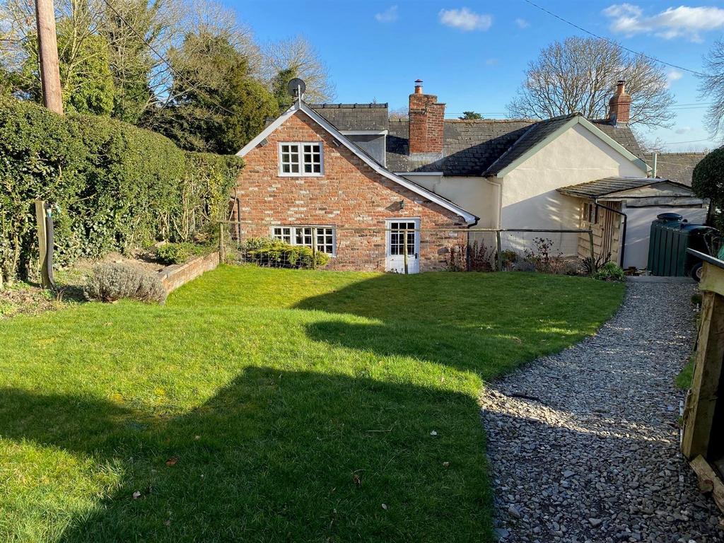 The Cabin, Castle, SY9 5JG 3 bed semidetached house £289,000