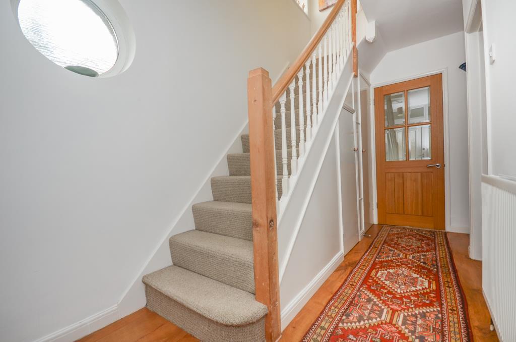 Quakers Road, Downend, Bristol, BS16 6JE 3 bed semidetached house for