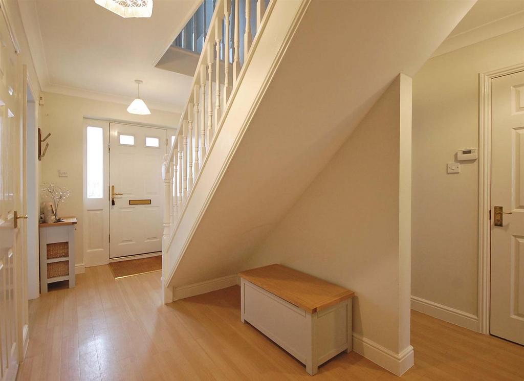 Entrance Hall b.jpg