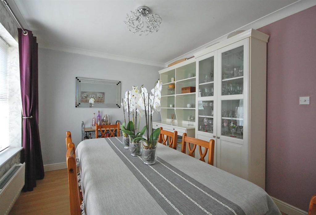 Dining Room.jpg