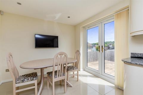 26 Windmill View, Brighton, BN1 8TU