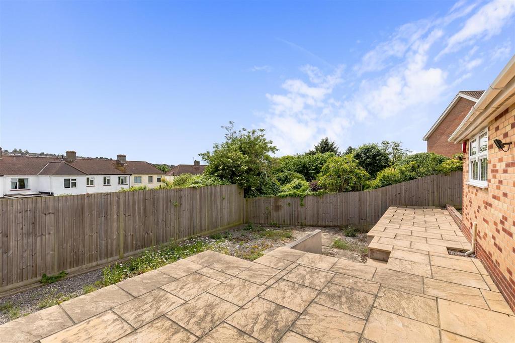 Rear Paved Garden