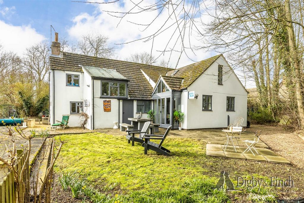 Newstead, Stamford 5 bed house for sale £900,000