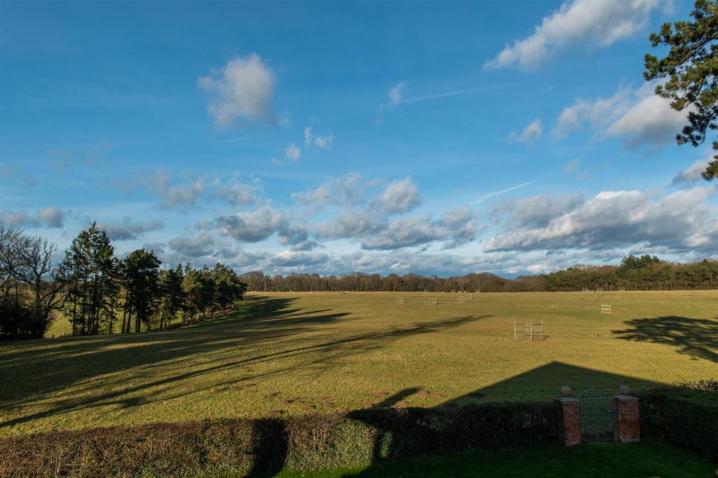 View from Bedroom 3 3.jpg