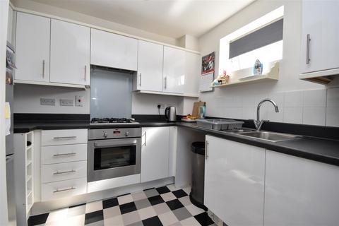 48 Eagle Close, Leighton Buzzard, LU7 4AT