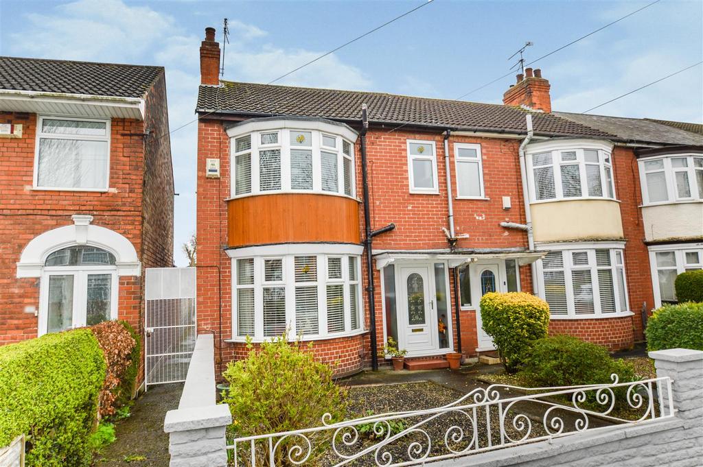 Boothferry Road, Hull 3 bed end of terrace house for sale £179,950